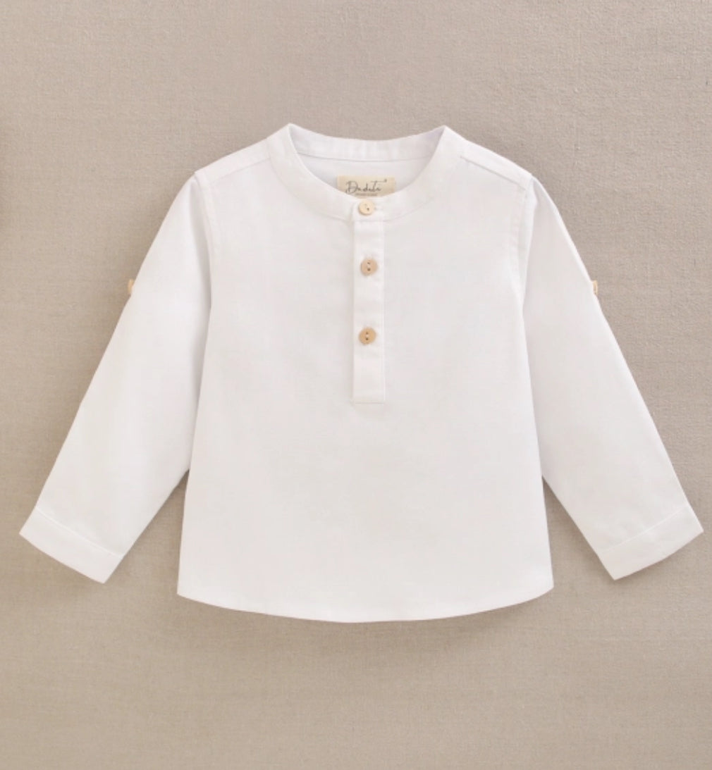 CAMISA DE BEBÉ CON CUELLO REDONDO Y BOTONES DE MADERA