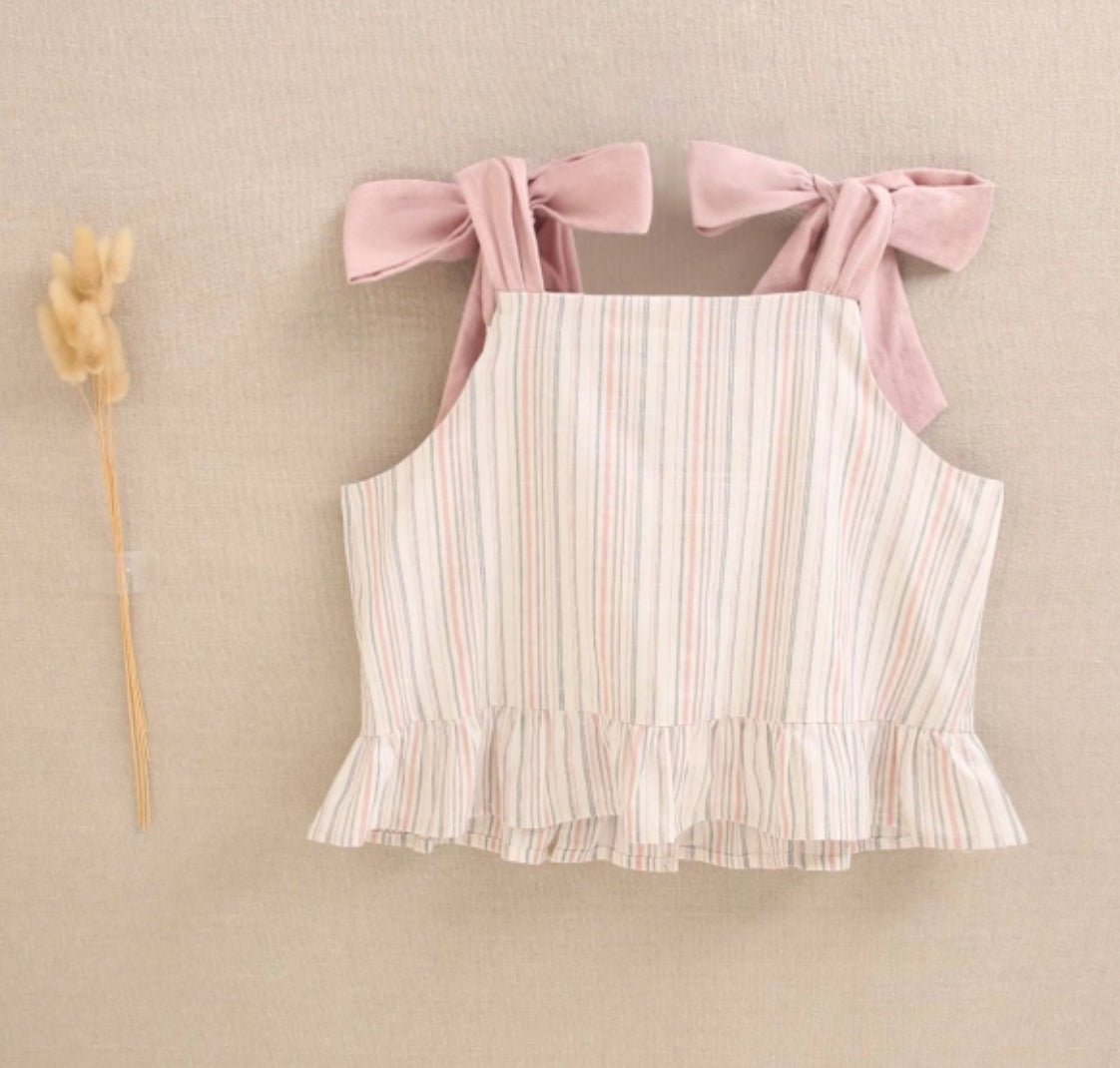 BLUSA DE NIÑA DE RAYAS CON TIRANTES CON LAZO ROSA