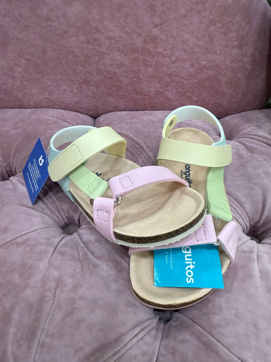 Sandalias