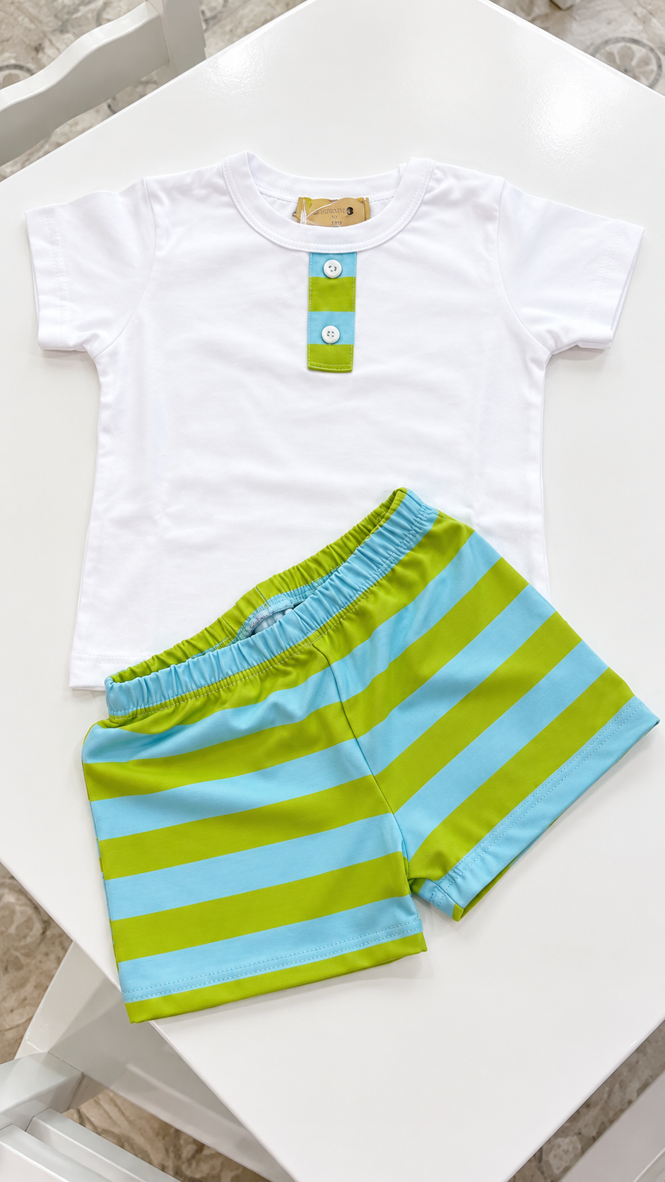 Conjunto camiseta y bañador